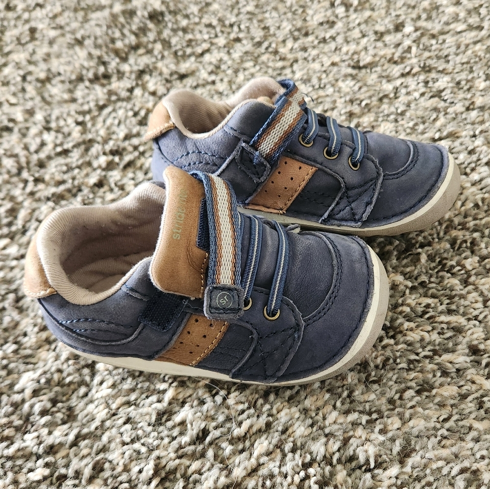Stride Rite Shoes - Picture 2 of 3